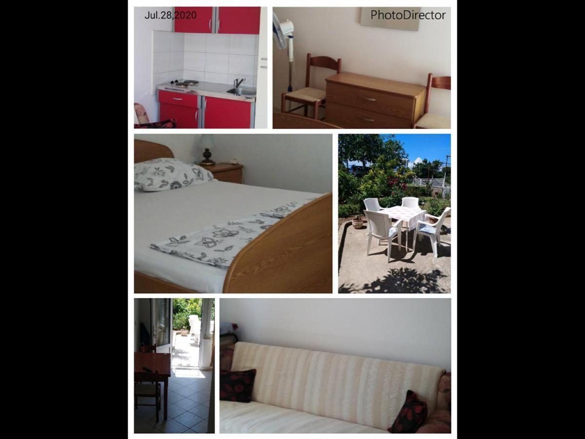 Apartments Melly Zaostrog Luaran gambar