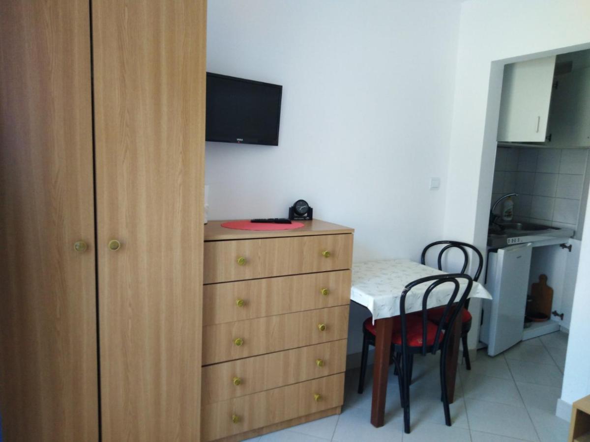 Apartments Melly Zaostrog Bilik gambar